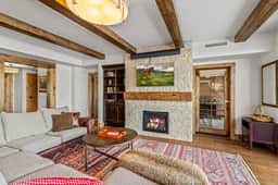 Edgemont 2305 - Image 3