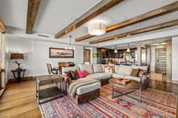 Edgemont 2305 - Image 4
