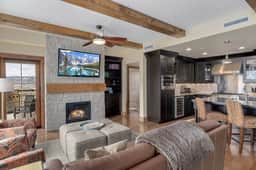 Edgemont 2602 - Image 2