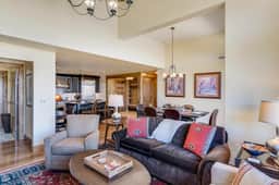 Edgemont 2707 - Image 4