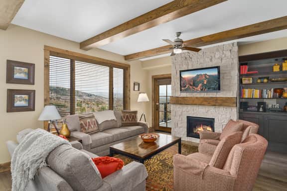 Edgemont 2402 - Image 2