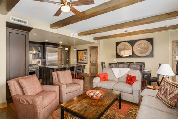 Edgemont 2402 - Image 4