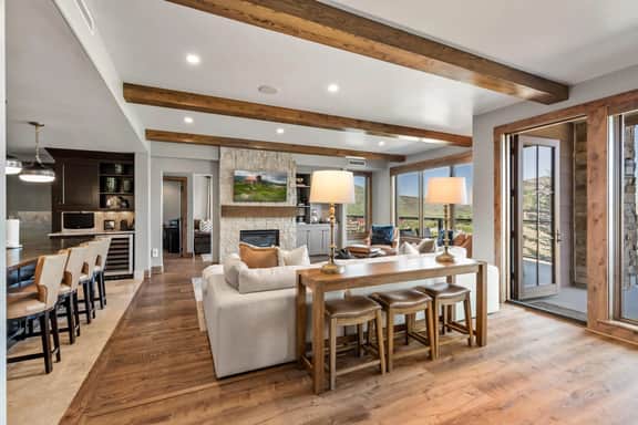 Edgemont 2300 - Image 4