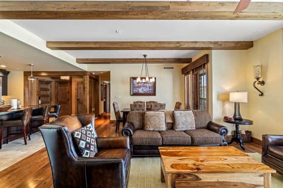 Edgemont 2507 - Image 4