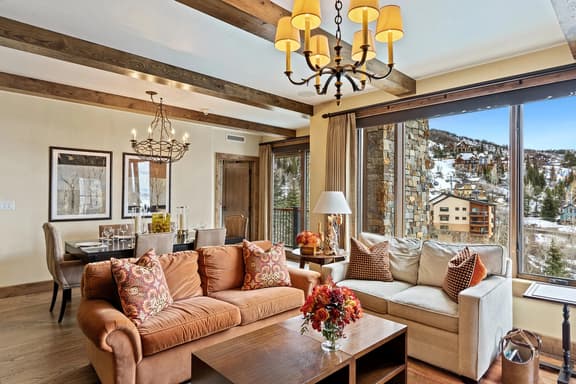 Edgemont 2302 - Image 1